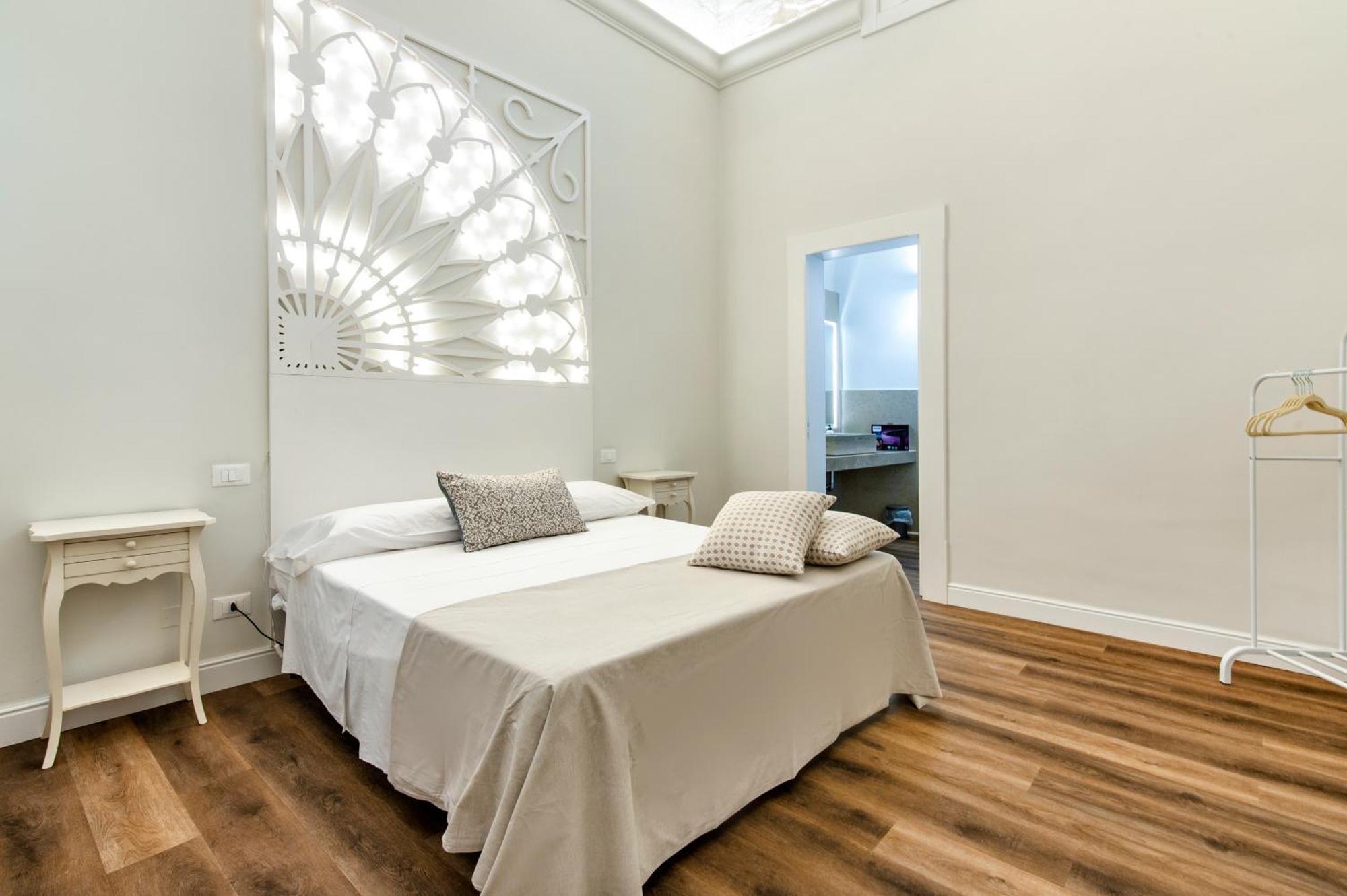 Bed and Breakfast Vittoria Luxury House Лечче Екстер'єр фото