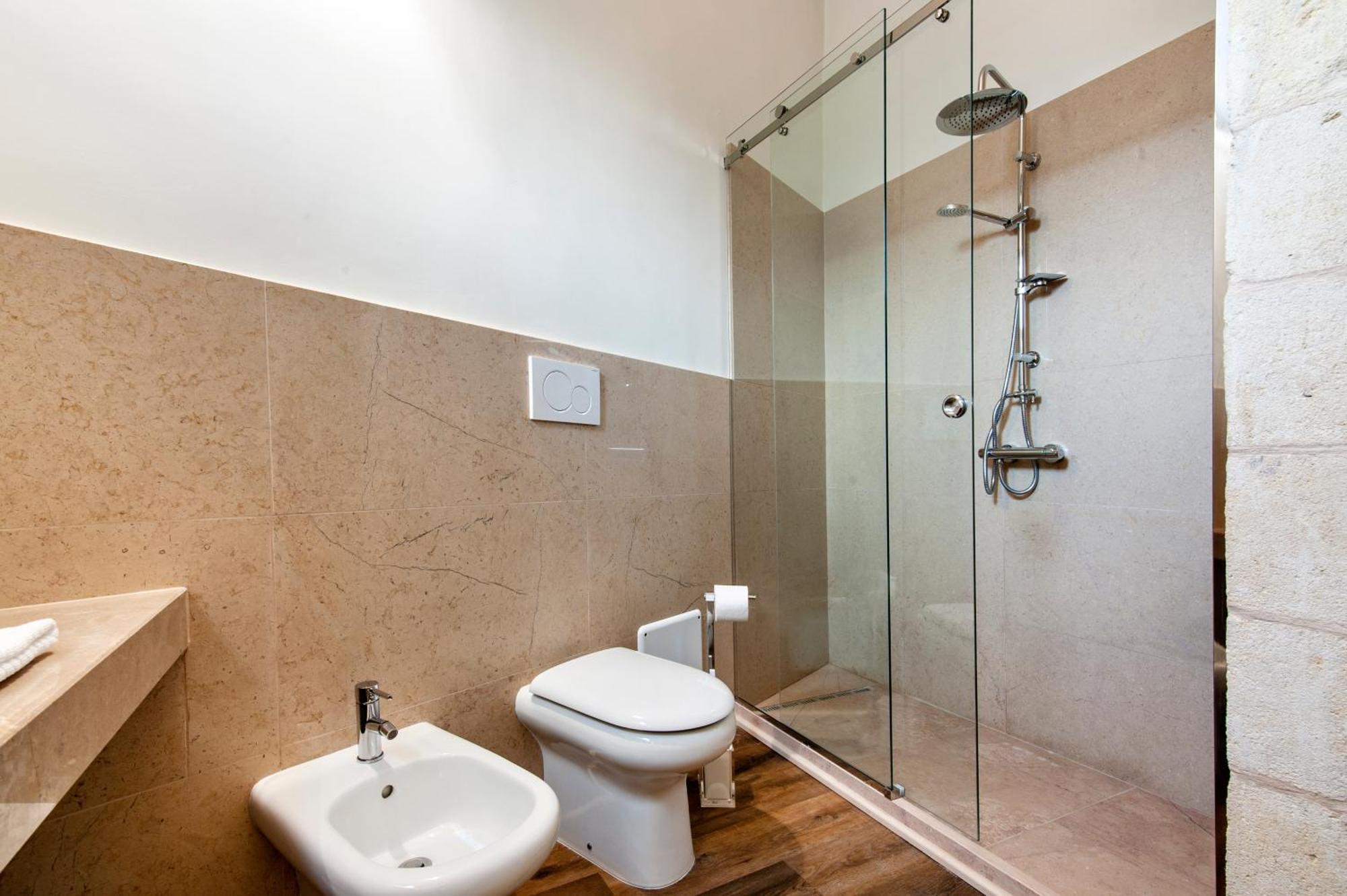 Bed and Breakfast Vittoria Luxury House Лечче Екстер'єр фото