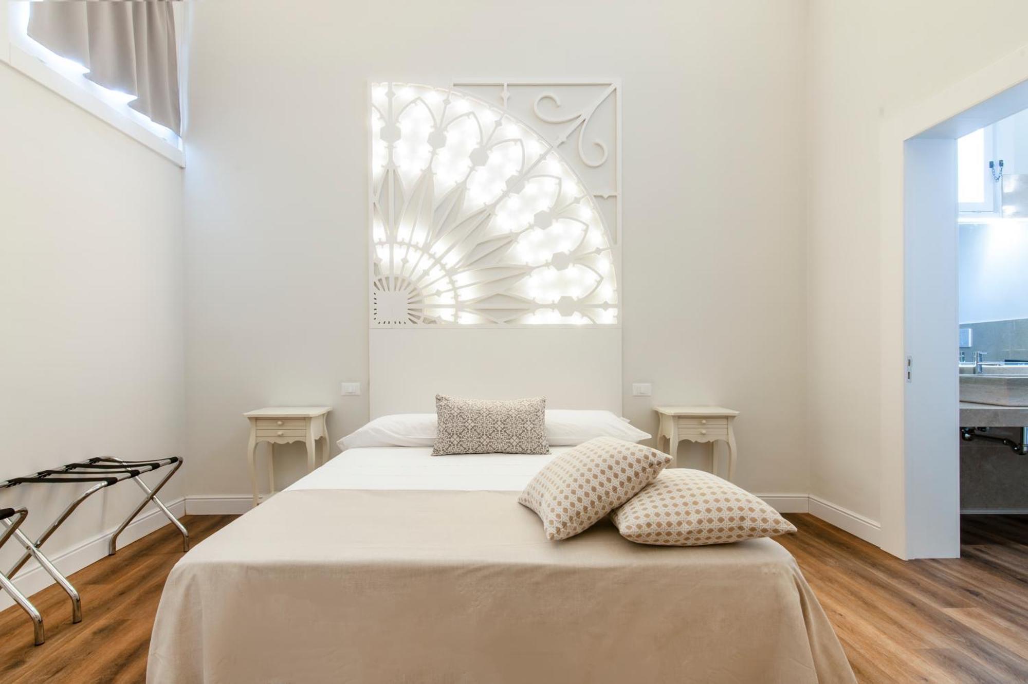 Bed and Breakfast Vittoria Luxury House Лечче Екстер'єр фото