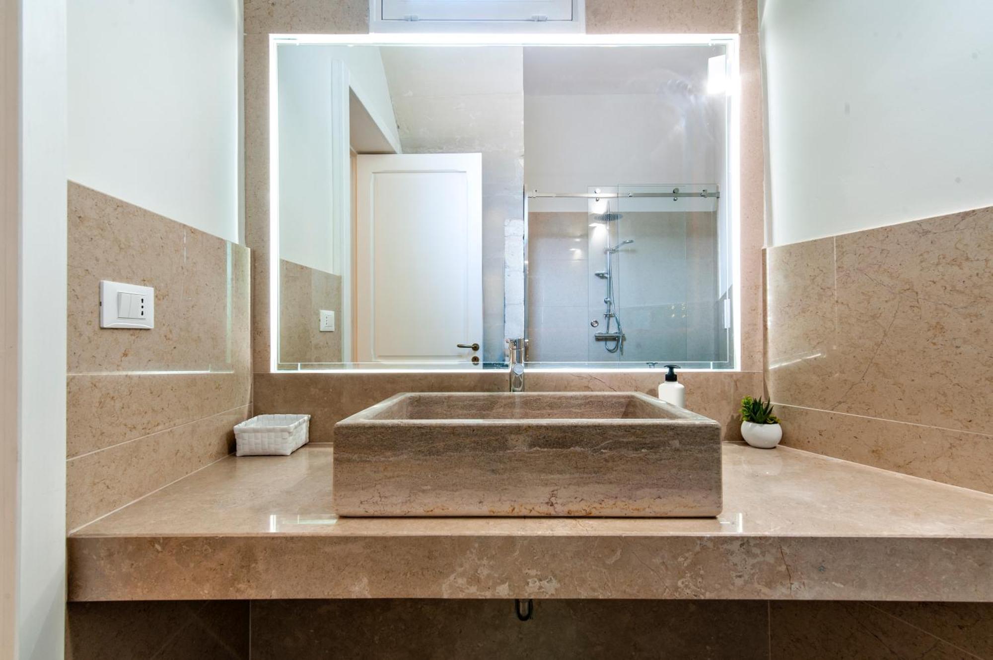 Bed and Breakfast Vittoria Luxury House Лечче Екстер'єр фото