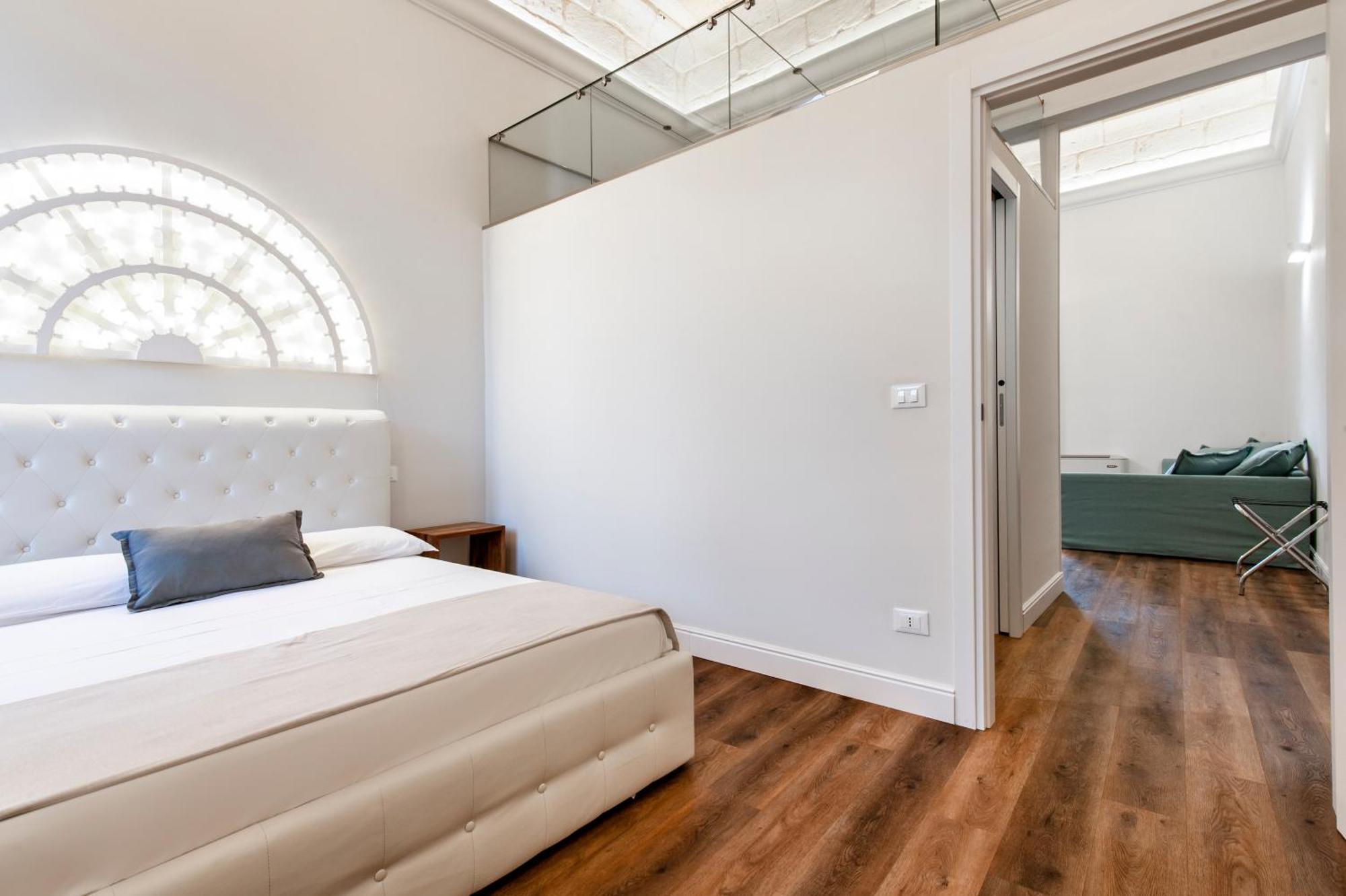 Bed and Breakfast Vittoria Luxury House Лечче Екстер'єр фото