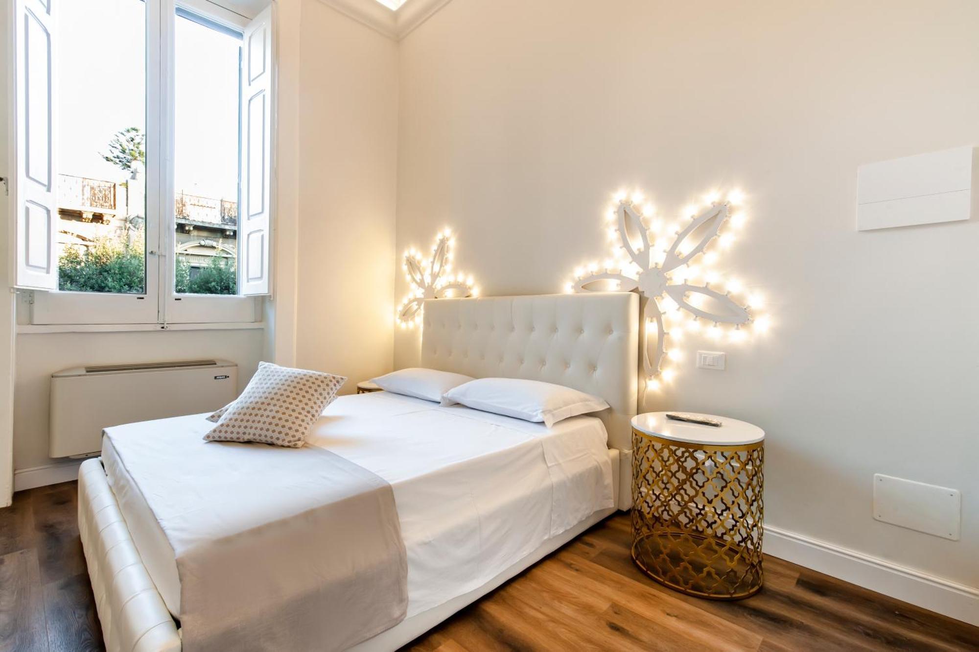 Bed and Breakfast Vittoria Luxury House Лечче Екстер'єр фото